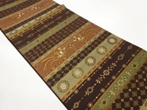 変わり横段に向かい鳳凰・花模様織出し開き名古屋帯（額縁仕立て）